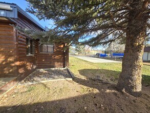 426 Jade St in Pinedale, WY - Building Photo - Building Photo