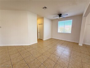 6024 Ripple Cloud Ct in North Las Vegas, NV - Building Photo - Building Photo
