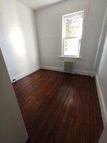 26 Caroline Ave, Unit 1st Floor in Clifton, NJ - Building Photo