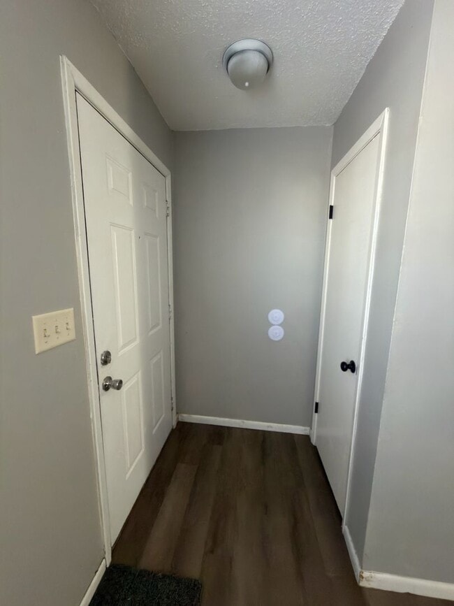 747 S Nettleton Ave in Springfield, MO - Building Photo - Building Photo