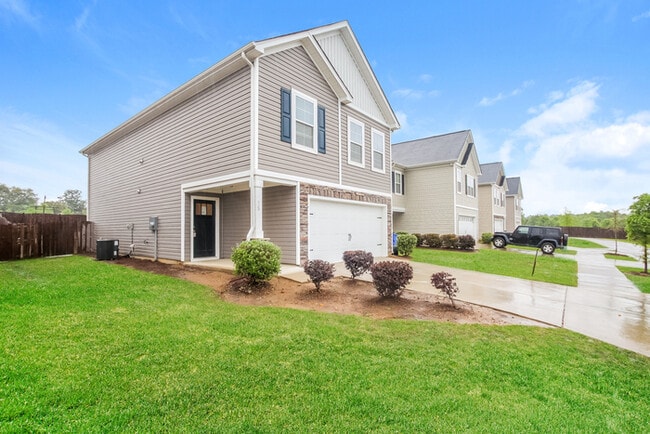 75 Blue Fescue Way in Columbia, SC - Building Photo - Building Photo