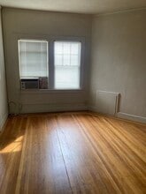 1525 22nd St in Sacramento, CA - Foto de edificio - Building Photo