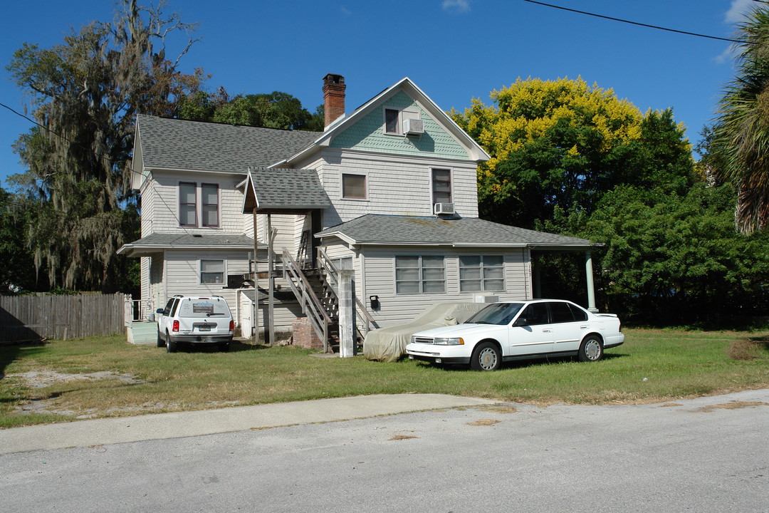 103 W Ohio Ave in DeLand, FL - Building Photo