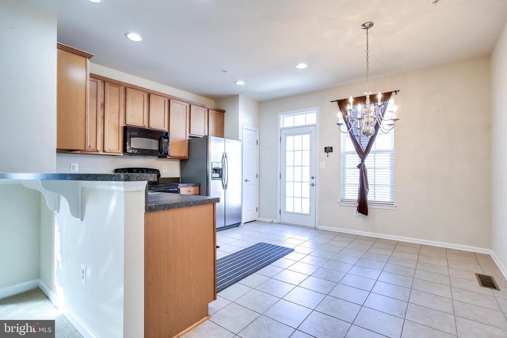 7125 Penny Lane in Elkridge, MD - Building Photo