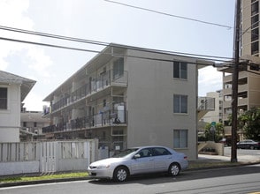 2106 Fern St in Honolulu, HI - Foto de edificio - Building Photo
