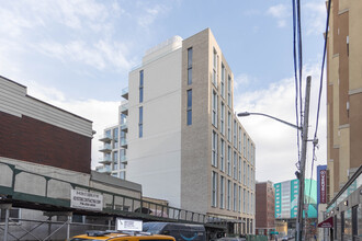 RISE LIC in Long Island City, NY - Building Photo - Building Photo