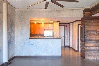 225 River Rd in Edgewater, NJ - Building Photo - Building Photo