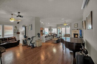 3826 Pantano Ct in Missouri City, TX - Building Photo - Building Photo