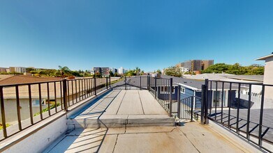 6145 Mary Ln Dr in San Diego, CA - Building Photo - Building Photo