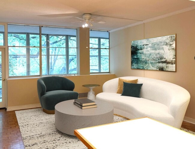 property at 3060 Pharr Ct N Northwest