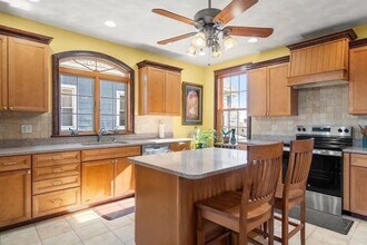 106 Grovers Ave-Unit -2 in Winthrop, MA - Building Photo - Building Photo