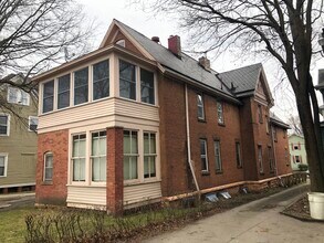 336 W 9th St in Erie, PA - Building Photo - Building Photo