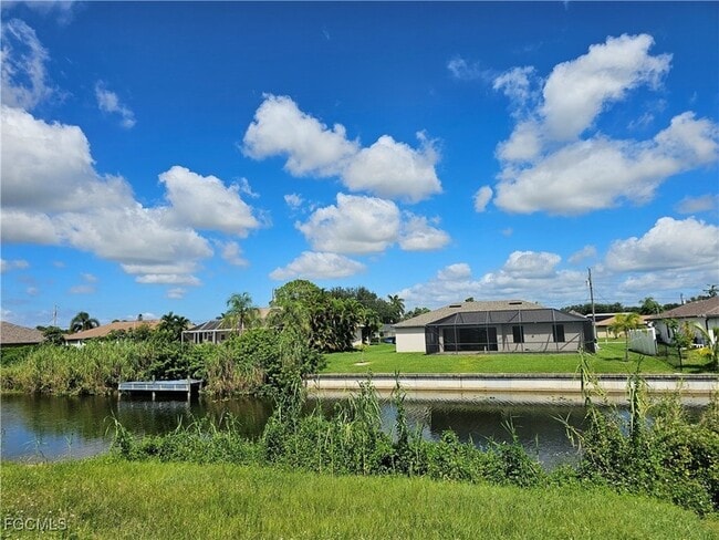 545 SE 4th Terrace in Cape Coral, FL - Building Photo - Building Photo