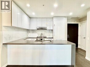 5687 Gray Ave in Vancouver, BC - Building Photo - Building Photo