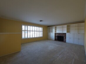 1957 65th Ave in Sacramento, CA - Building Photo - Building Photo