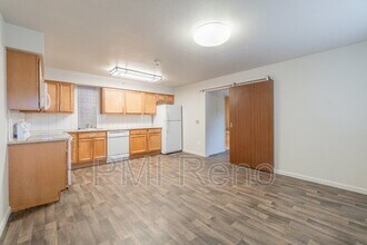645 S Virginia St in Reno, NV - Building Photo - Building Photo