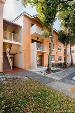 7130 NW 179th St-Unit -104 in Hialeah, FL - Building Photo - Building Photo