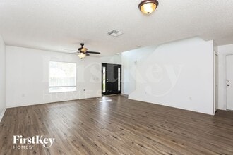 4123 Woodley Creek Rd in Jacksonville, FL - Building Photo - Building Photo