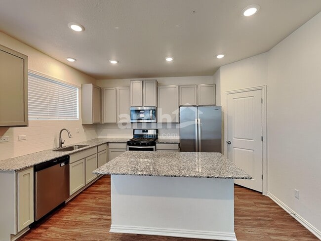 344 Aspen Waters in New Braunfels, TX - Foto de edificio - Building Photo