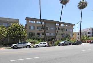 The Savoy in Beverly Hills, CA - Building Photo - Building Photo