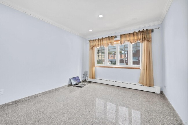 66-18 75th St in Queens, NY - Building Photo - Building Photo