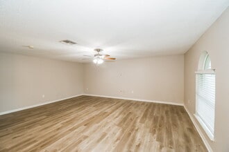1454 Seawolf Trail N in Jacksonville, FL - Building Photo - Building Photo