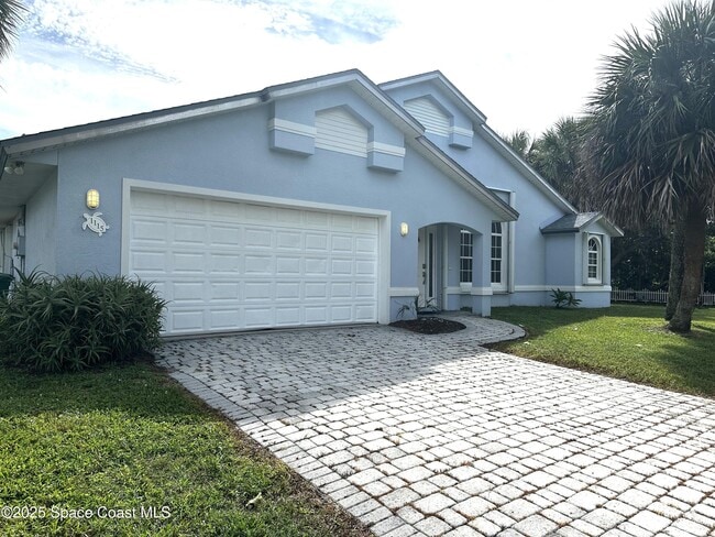 property at 1115 S Brevard Ave