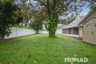 8014 Winpine Ct in Orlando, FL - Building Photo - Building Photo