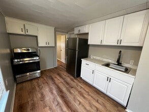 14 Beechwood St in Rochester, NY - Foto de edificio - Building Photo