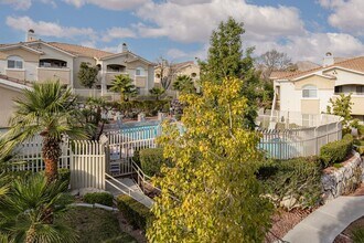 10109 Jacob Pl in Las Vegas, NV - Building Photo - Building Photo
