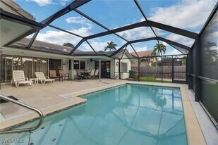 1337 N Collier Blvd in Marco Island, FL - Building Photo