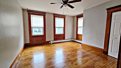 125 Hillman St in New Bedford, MA - Building Photo - Building Photo