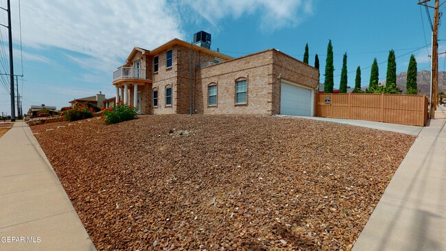 9033 Leo St in El Paso, TX - Building Photo - Building Photo