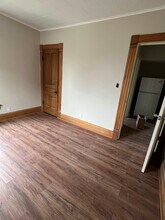 405 E Porter St in Albion, MI - Building Photo - Building Photo