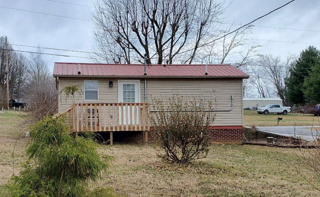 448 Phillips St in Baxter, TN - Building Photo - Building Photo