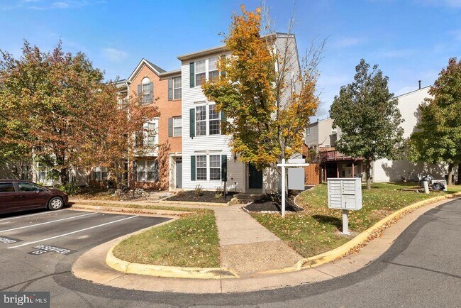 property at 13700 Barksdale Dr