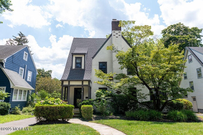 property at 127 Pinckney Rd