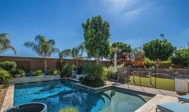 947 W Kaibab Dr in Chandler, AZ - Building Photo - Building Photo