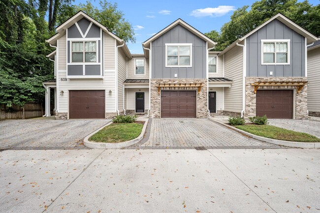609 Lee St in Murfreesboro, TN - Building Photo - Building Photo
