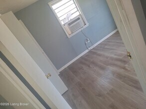 9217 Alexander Ave in Louisville, KY - Building Photo - Building Photo