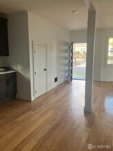 401 Ainsworth St-Unit -1 in Linden, NJ - Building Photo - Building Photo