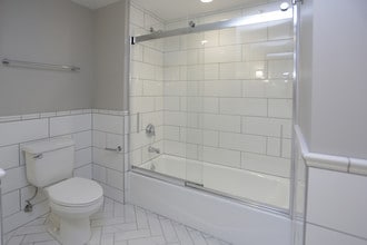 The Beach Club Residences in Minneapolis, MN - Building Photo - Interior Photo