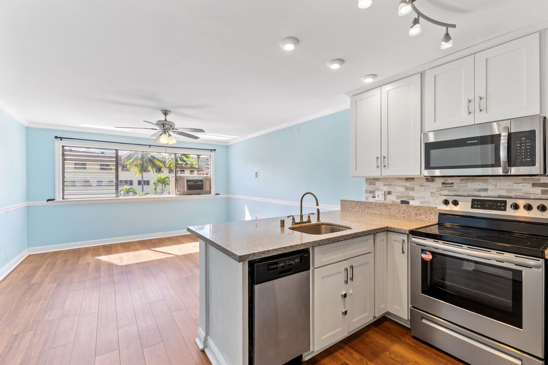 350 Aoloa St in Kailua, HI - Building Photo