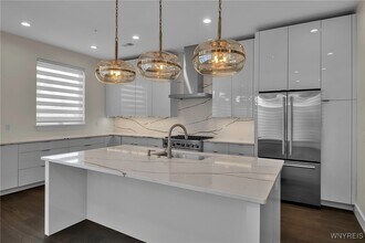 262 Lakefront Blvd in Buffalo, NY - Building Photo - Building Photo
