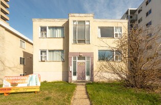 River Valley View Apartments 1 in Edmonton, AB - Building Photo