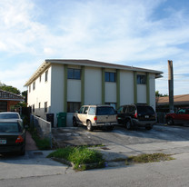 11040 SW 5th St Apartments