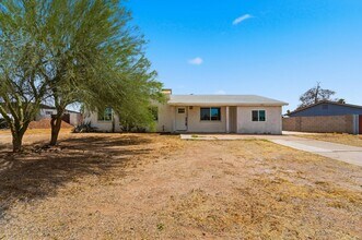 9511 E Duncan St in Mesa, AZ - Building Photo - Building Photo
