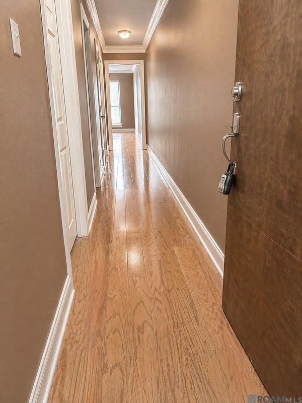 2045 N 3rd St in Baton Rouge, LA - Foto de edificio - Building Photo