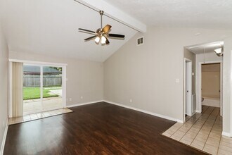 20250 Telegraph Square Ln in Katy, TX - Building Photo - Building Photo