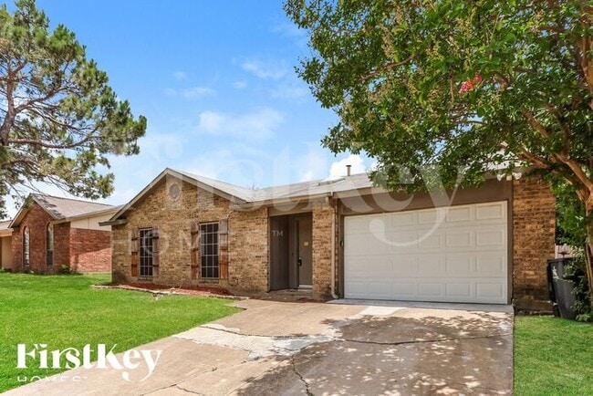 property at 818 Sandalwood Ln